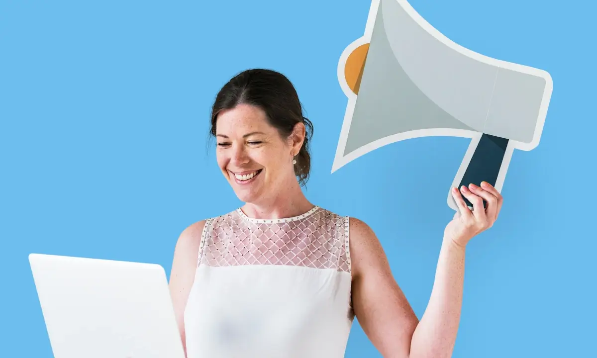 Cliente de marketing que invierte en optimización de conversiones.